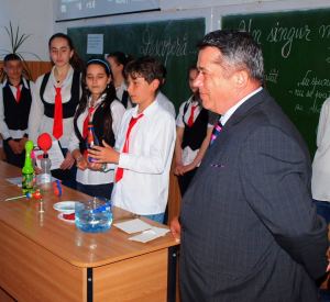 904780_607917612569328_974866363_o